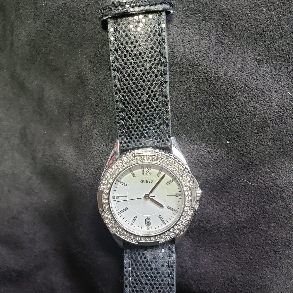 Guess Watch - Picture 3 of 4